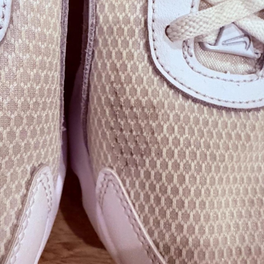 Nike RYZ 365 2 tan and white - Picture 4 of 5